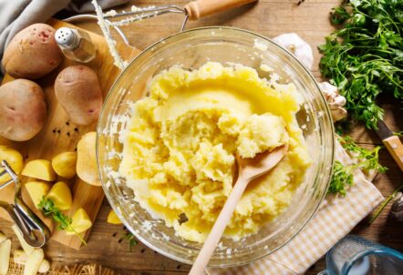 メニュー別原価感応度の比較表(フライ・サラダ・コロッケ)