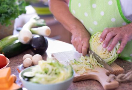 キャベツの代用野菜として活用できるもやしや白菜