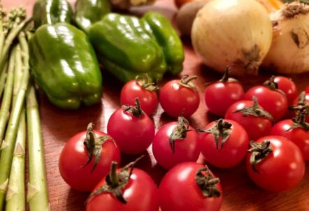 トマトアスパラ